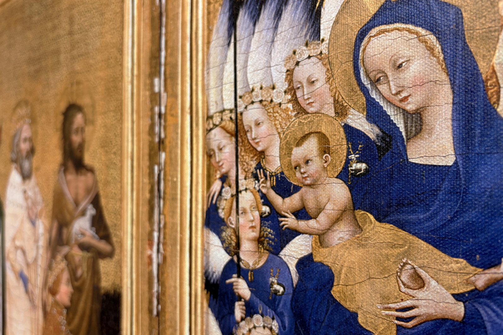 Richard II Presented to the Virgin and Child by His Patron Saint John the Baptist and Saints Edward and Edmund, c.1395-99 - Master of the Wilton Diptych