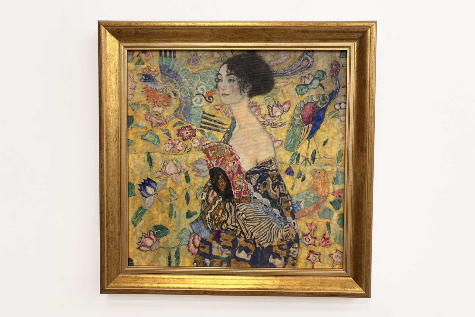 Lady with Fan - Gustav Klimt