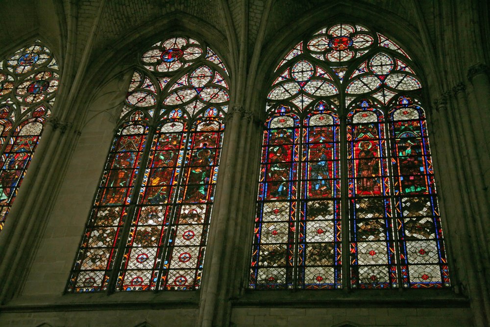 Window depicting the north side of the choir with the clerestory band ...