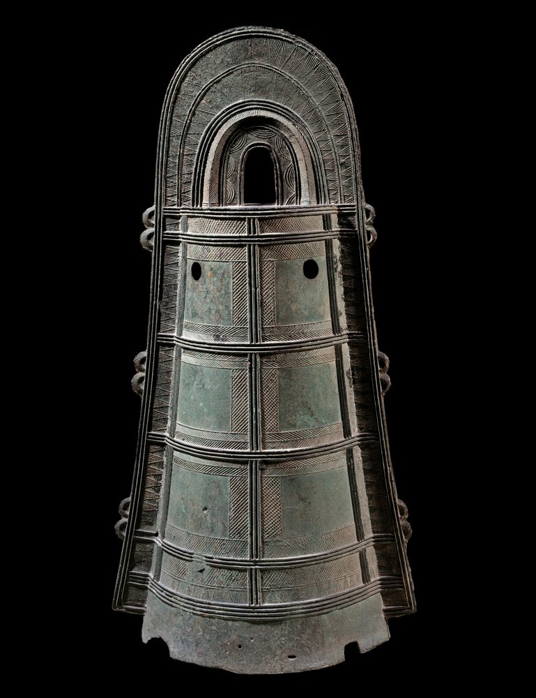 Japanese art: Dotaku (bronze bell). Height: 0.8 m. Yayoi civilization (300 BC-300 AD). Paris, Musée Guimet, National Museum of Asian Arts by Japanese School