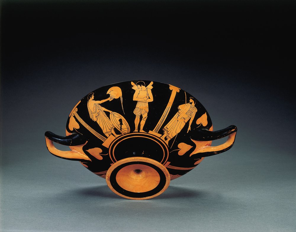 Attic red-figured kylix by Oedipus Painter