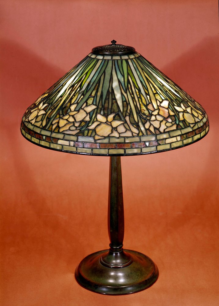 Desk lamp in 1900 made by Rene Lalique by Rene Jules Lalique