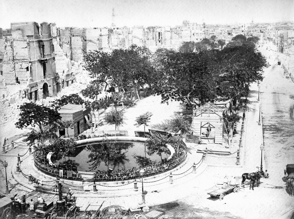 The Grand Square after the fire, Alexandria, Egypt by Unbekannt