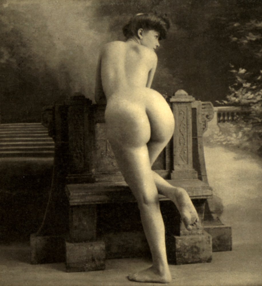 vintage nude 1900 
