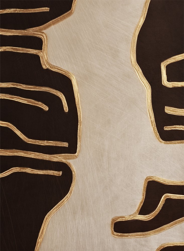 Elegant Gold Contours by Alma