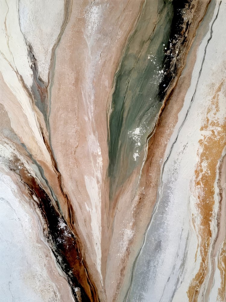 Organic Mineral Flow by Alpenglow Workshop