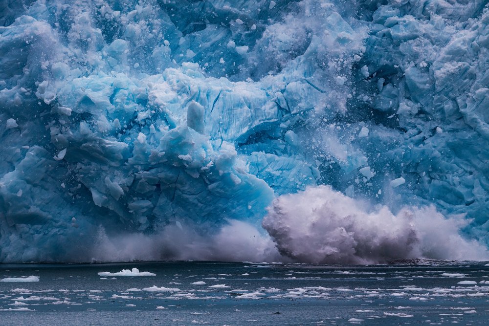 Powerful Glacier Calving by Chuanxu Ren