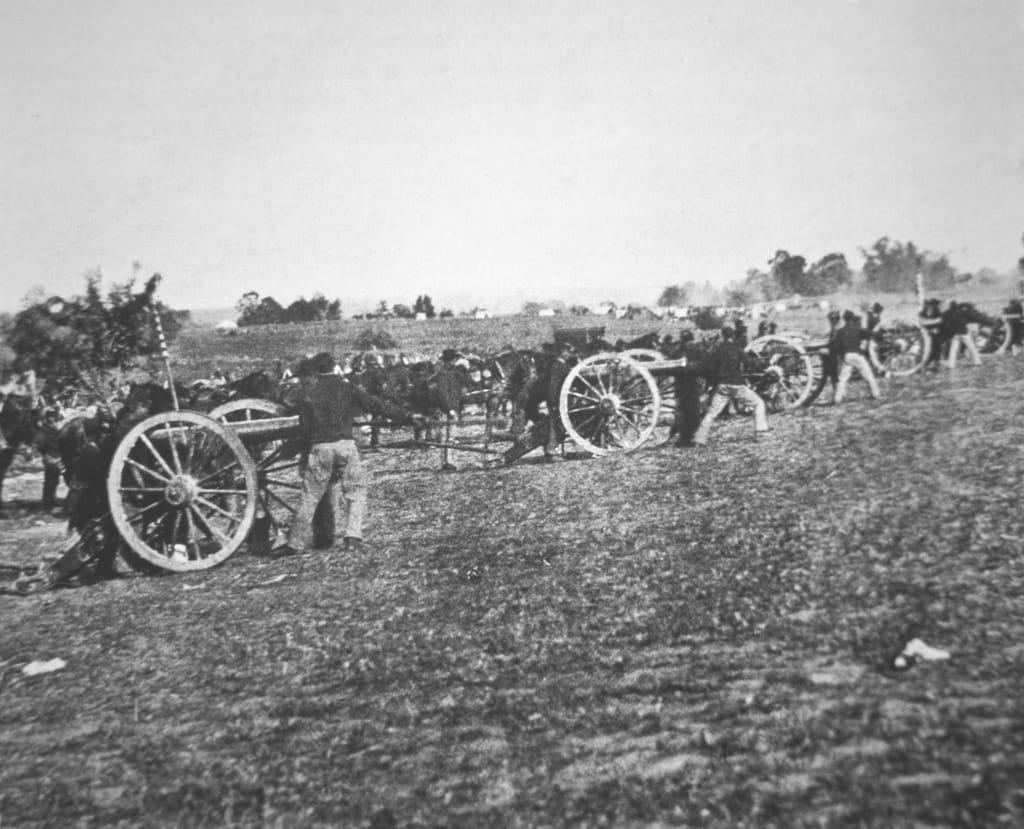 Battery D., 2nd US Artillery Federal Army in action during the American