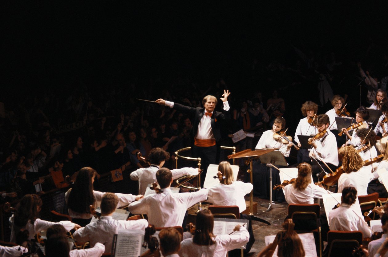 Antony Hopkins Conducting by Unknown