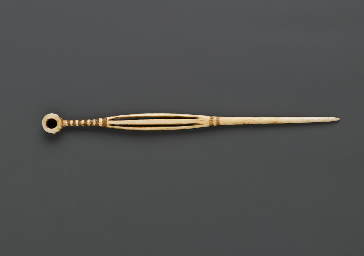 Mangbetu or Zande Hairpin by African