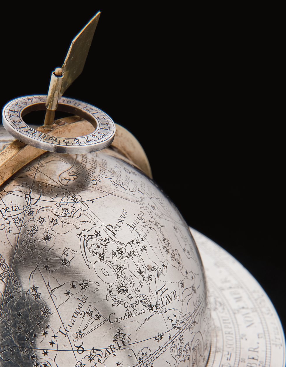 Two exceptional terrestrial and celestial globes, supported by Hercules and Atlas, Augsburg by Abraham Drentwett