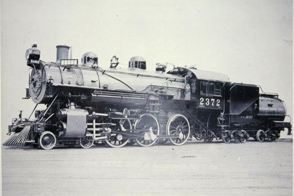 Engine 2372 class T-32 of the Southern Pacific Railroad by American Photographer