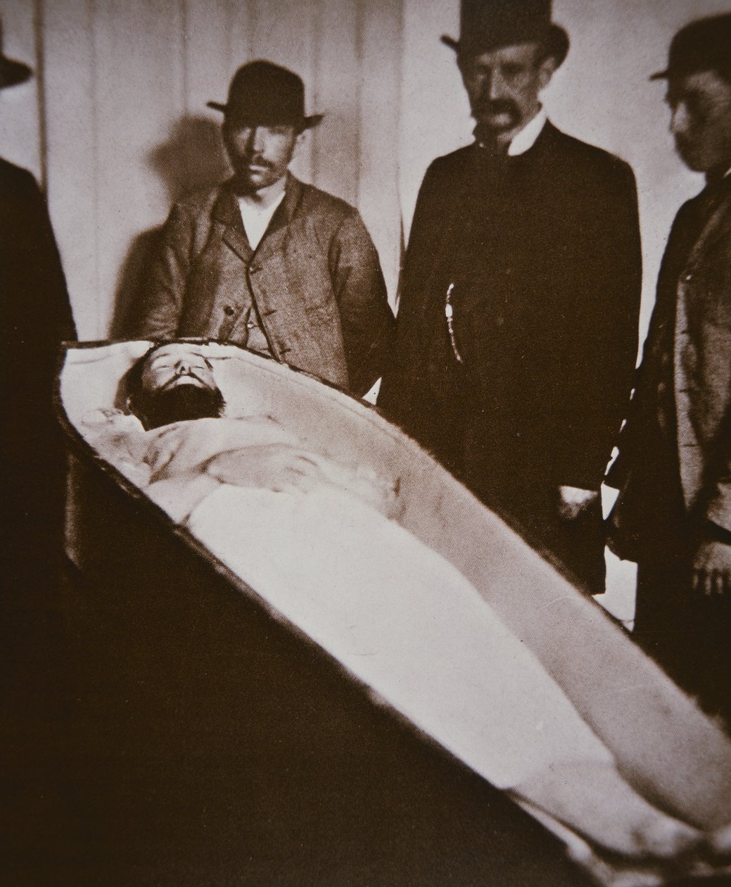 Jesse James in his coffin after being shot dead in 1882 by American Photographer