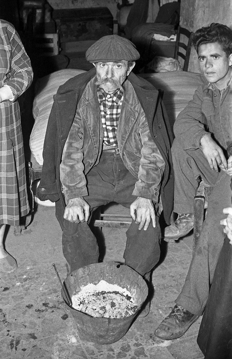 Investigation in Crotone by Ando Gilardi