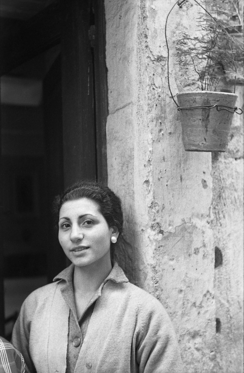 Smiling Woman by Ando Gilardi