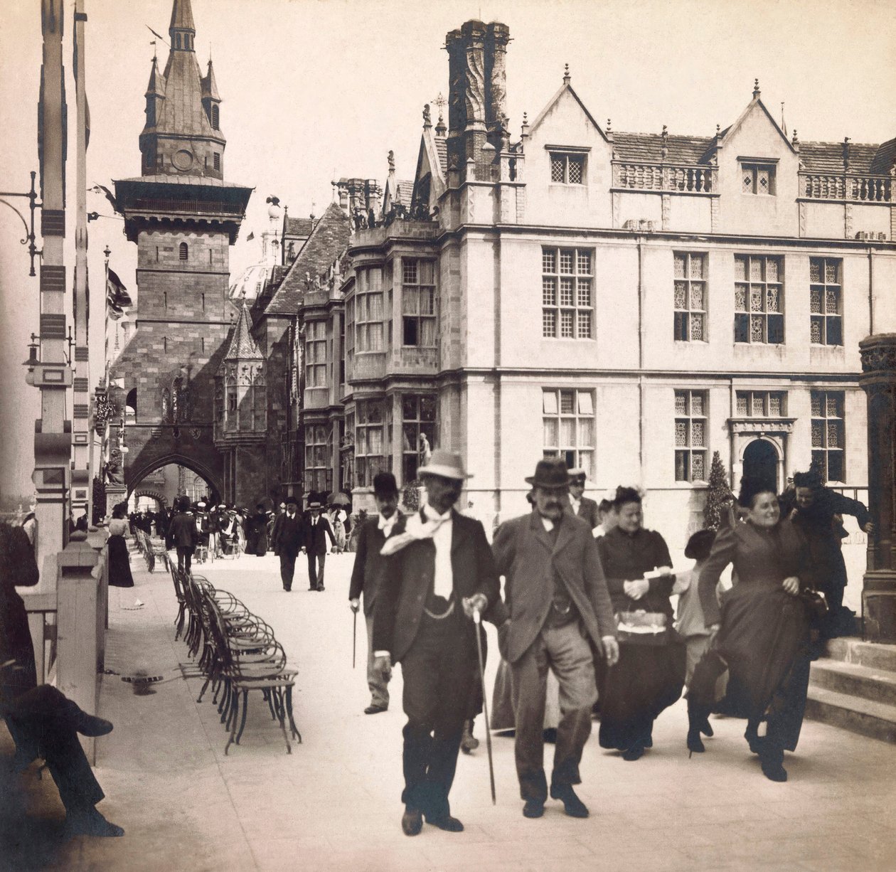 Universal Exposition of 1900 in Paris: La Rue des Nations by Anonymous Anonymous