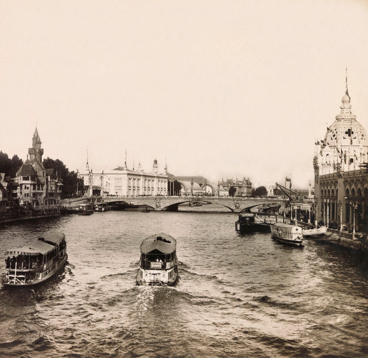Universal Exposition of 1900 in Paris: The bridge of the Alma by Anonymous Anonymous