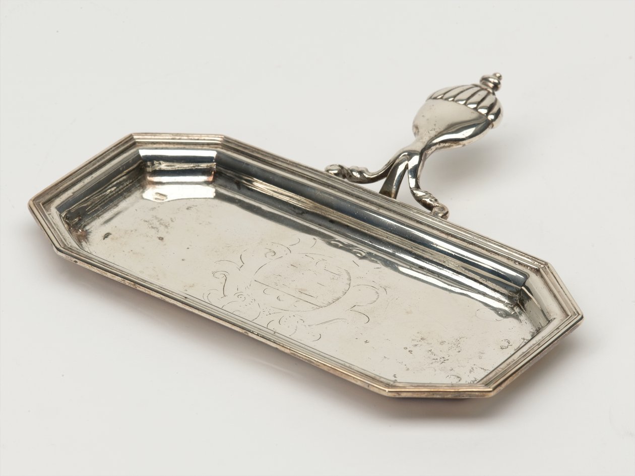Candle snuffer tray, Board of Ordnance, c.1696 by Anthony Nelme