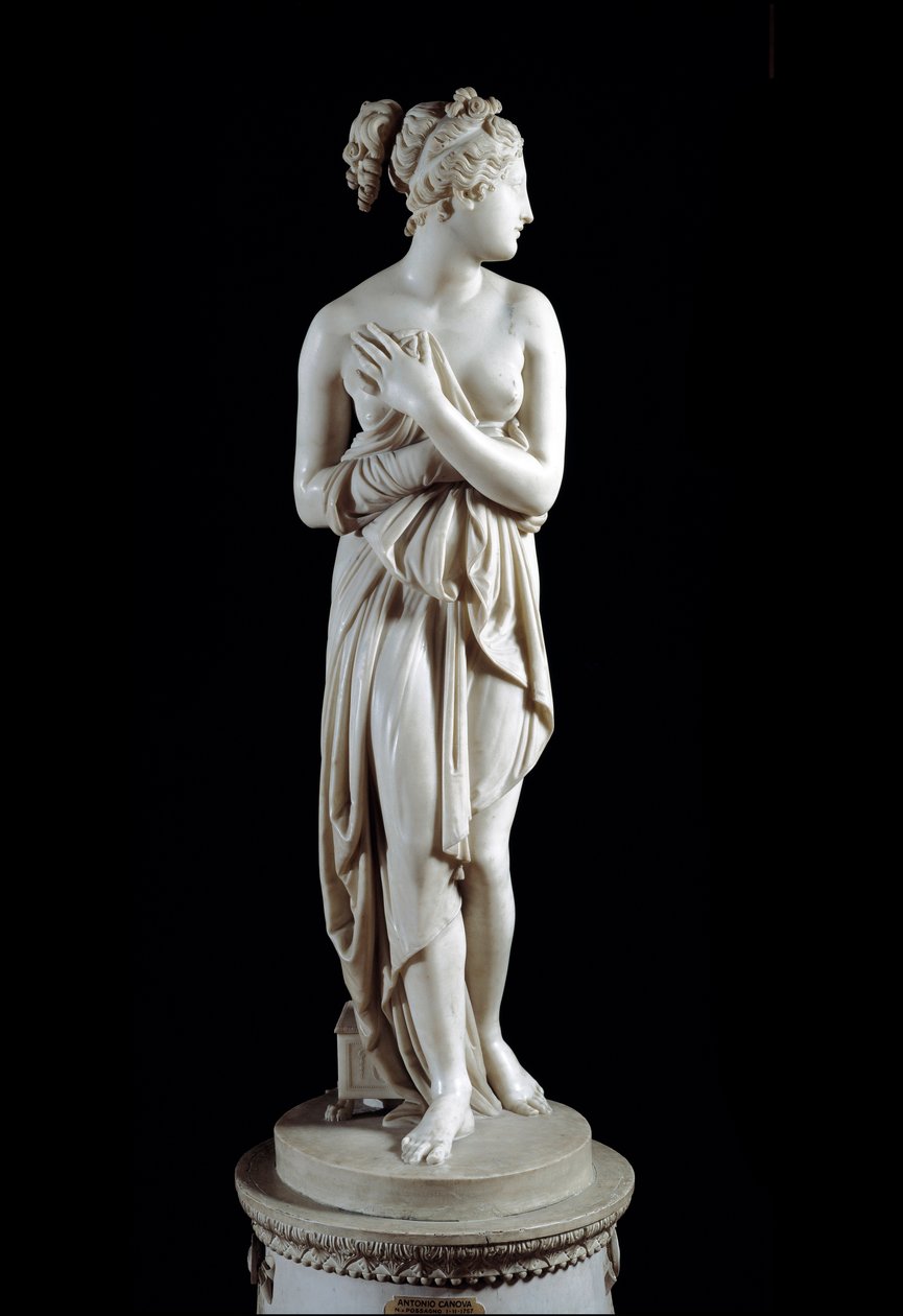 Venere Italica by Antonio Canova