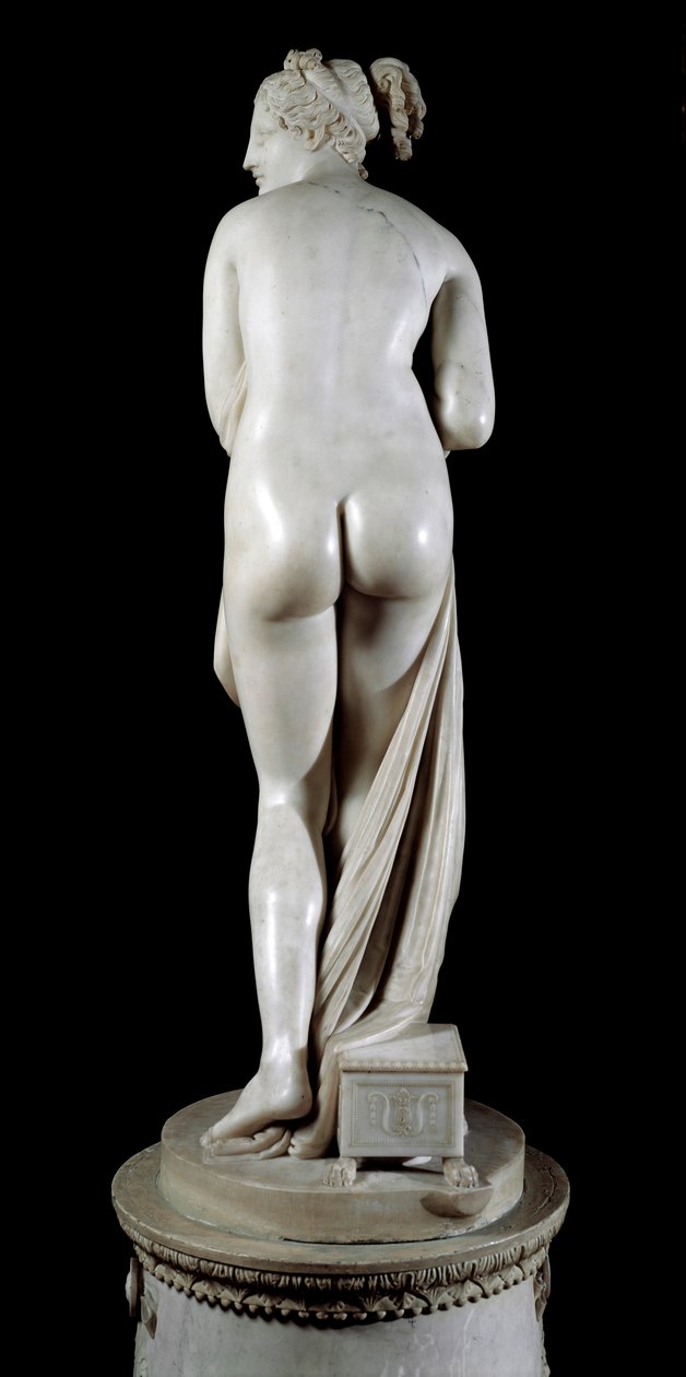 Venere Italica by Antonio Canova