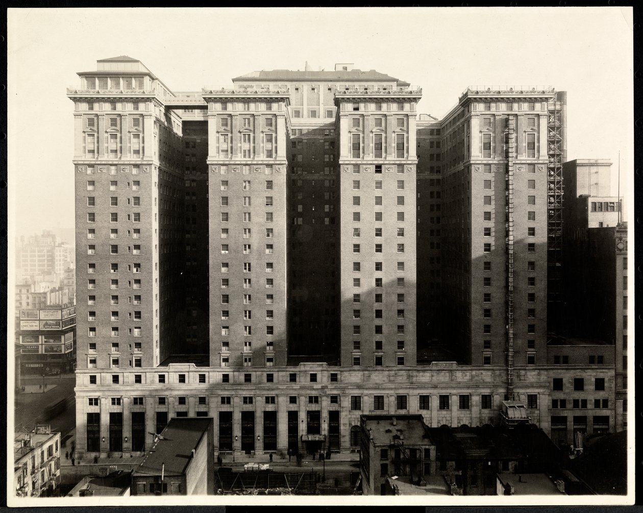 View of the south side of the Hotel Pennsylvania, 7th Avenue and 32nd Street, New York, 1919 by Byron Company