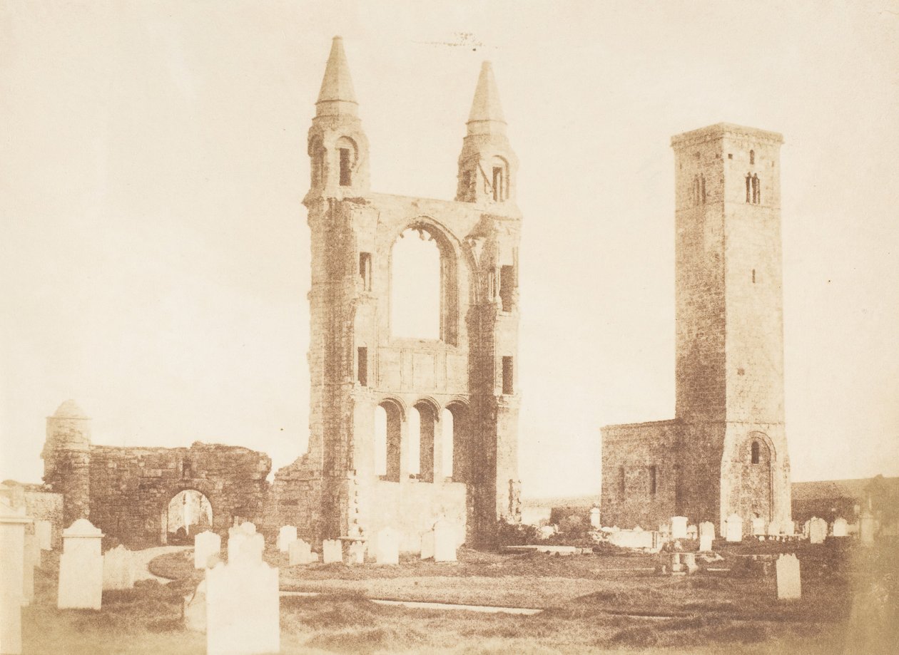 St. Andrews, 1843-47 by Hill and Adamson