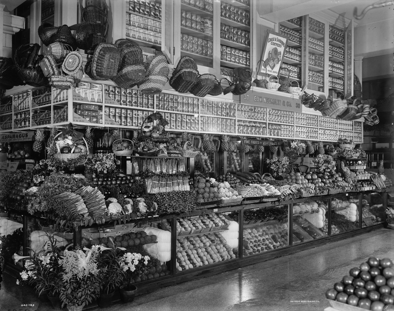Edw. Neumann, Broadway Market, Detroit, Michigan, c.1905-15 by Detroit Publishing Co.