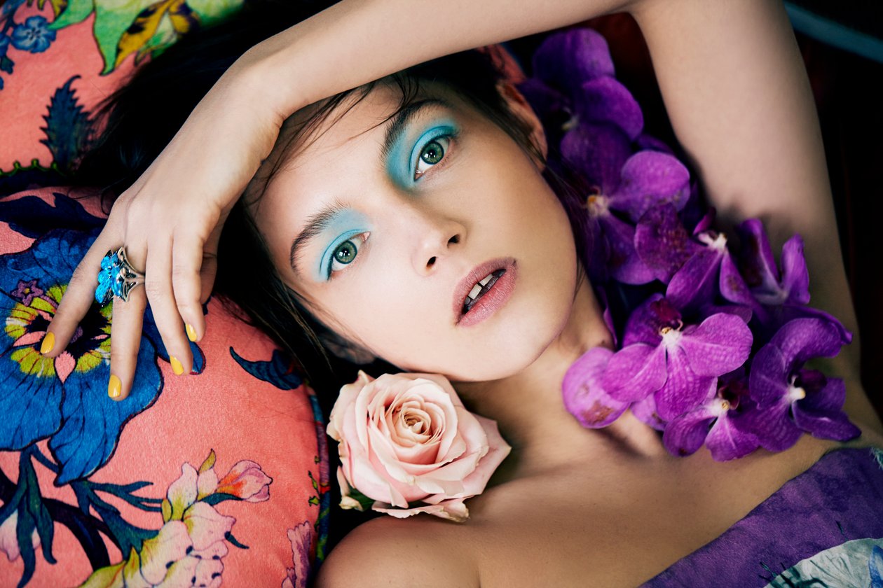 Beauty Flowers by Diana Gomez