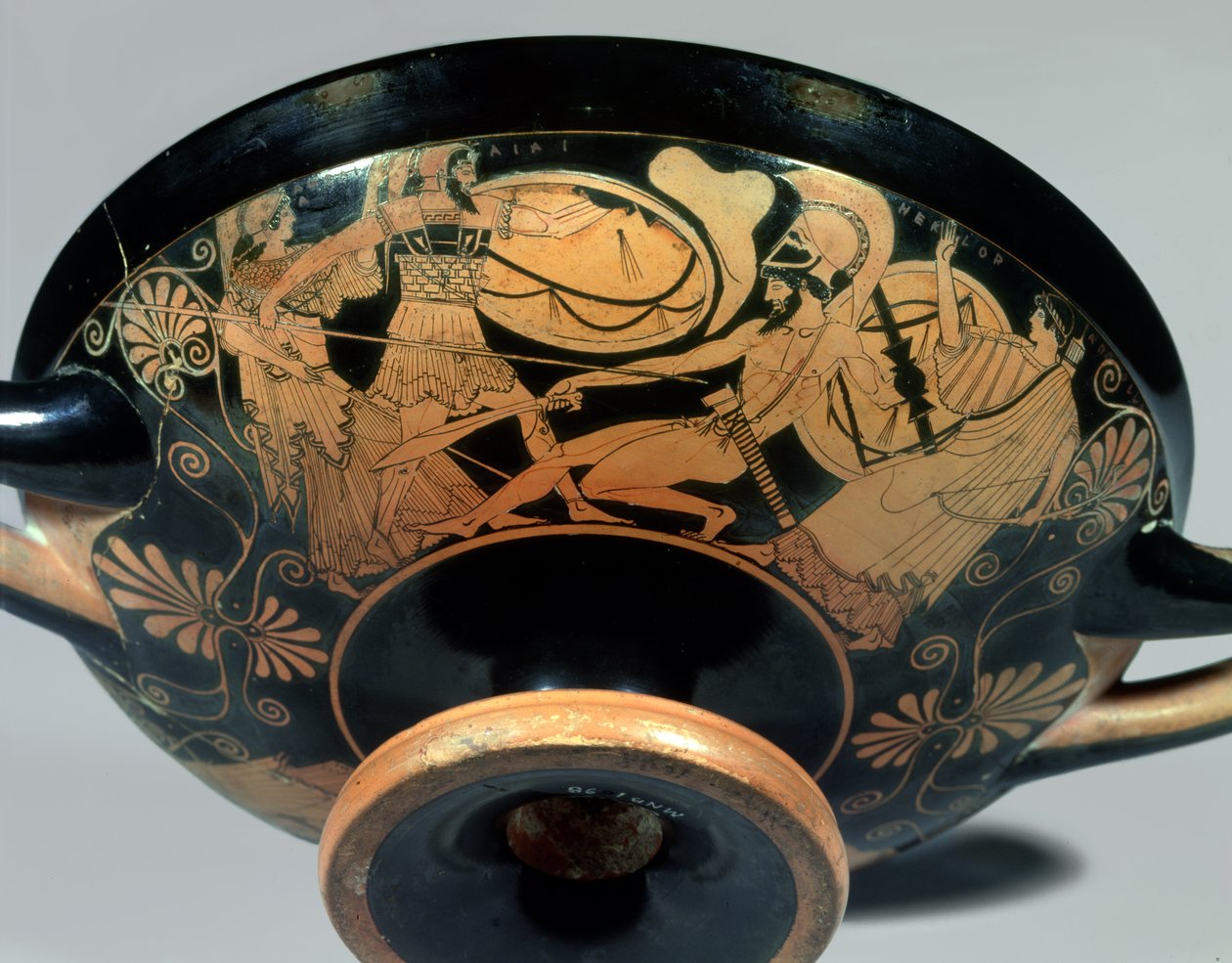 Ajax, urged on by Athena, attacks Hector to whose aid Artemis rushes, (detail) by Douris