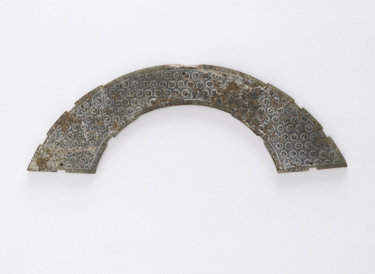 Thin Plaque Cut in Arc of Circle, of the Type Huang by Eastern Zhou Dynasty Chinese School