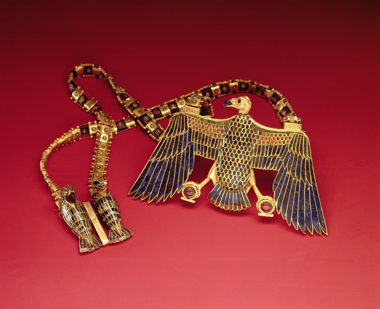 Vulture pendant outlet