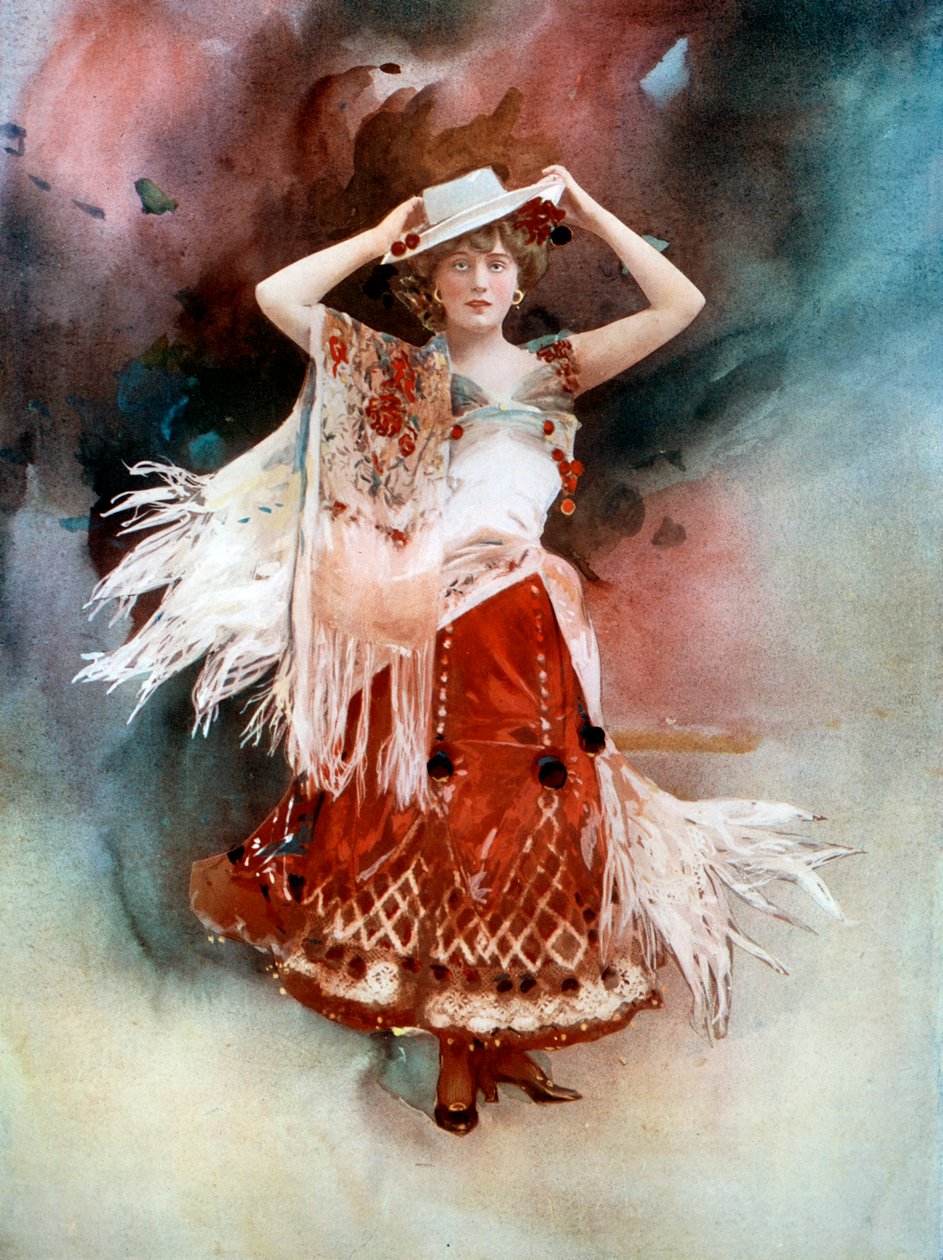 Evie Greene in Kitty Grey by Ellis and Walery