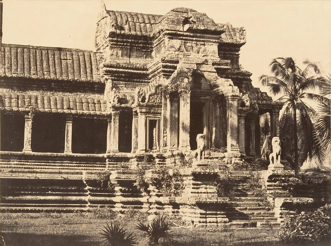 Entrance Portico of the Grand Gallery of the Pagoda by Emile Gsell