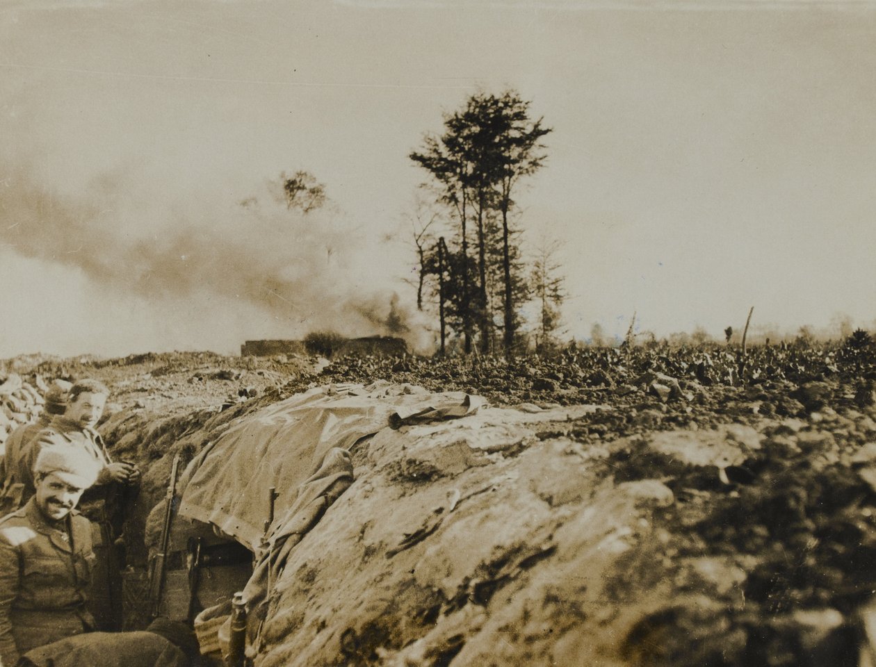 British troops in early trenches, 1914 by English Photographer