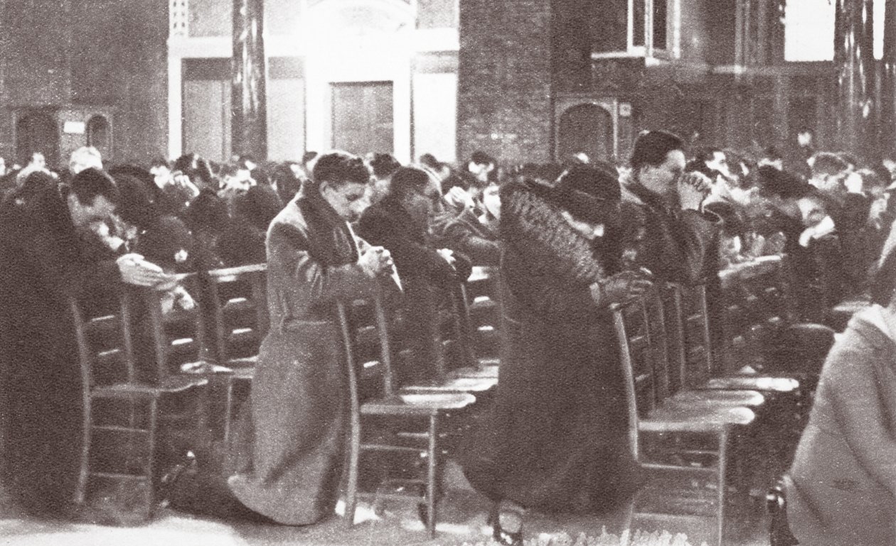 Prayers for George V, January 1936 by English Photographer