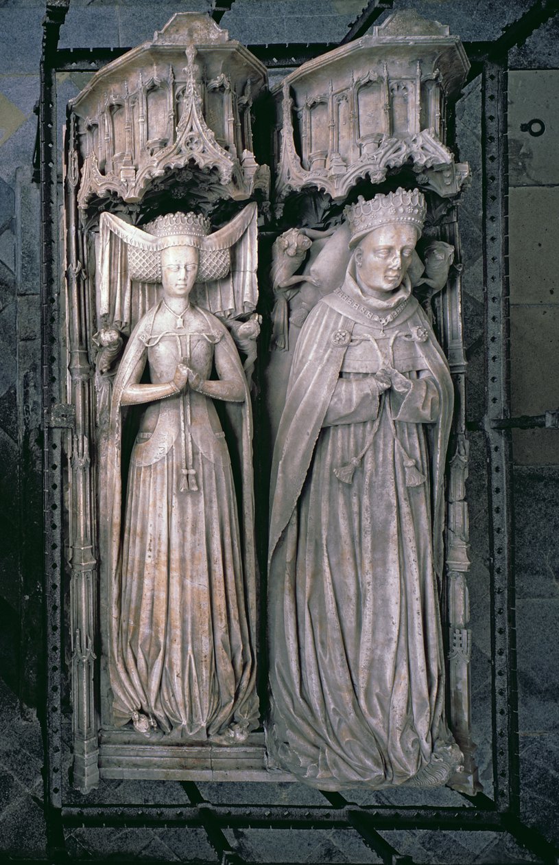 Effigies of Thomas Fitzalan, 5th Earl of Arundel and his wife, Beatrice, in the Fitzalan Chapel by English School