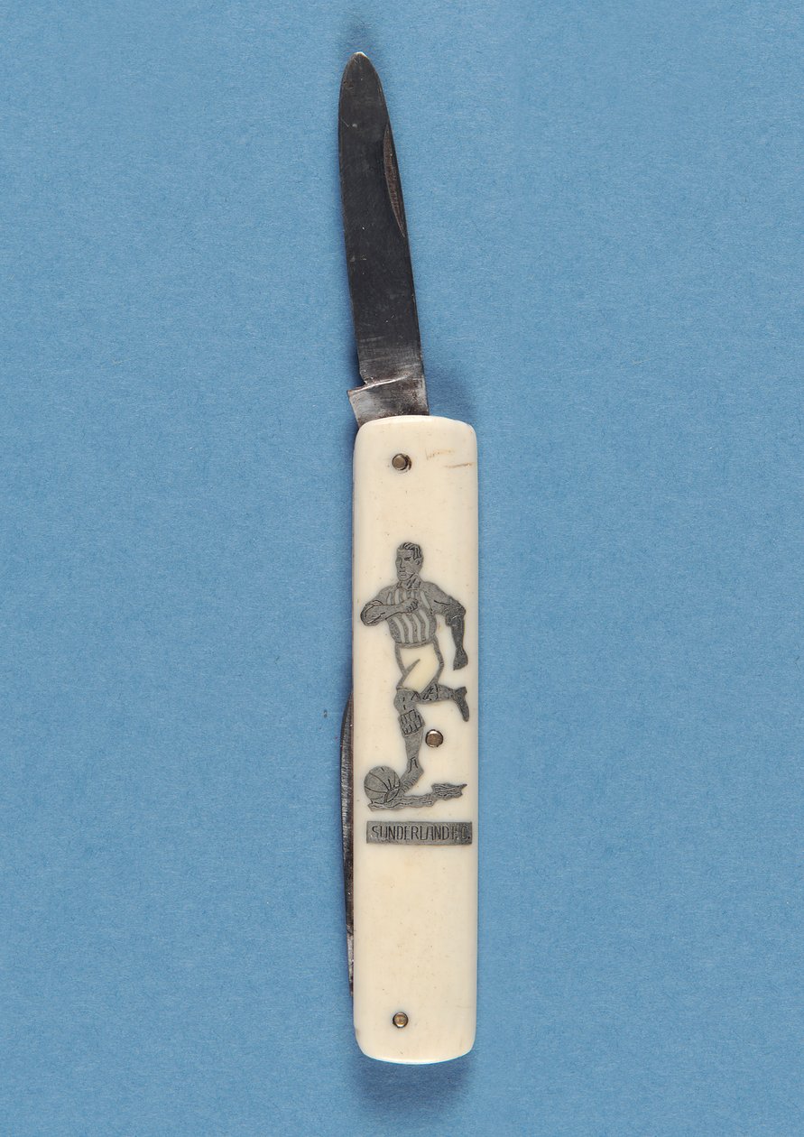 Penknife depicting a footballer by English School