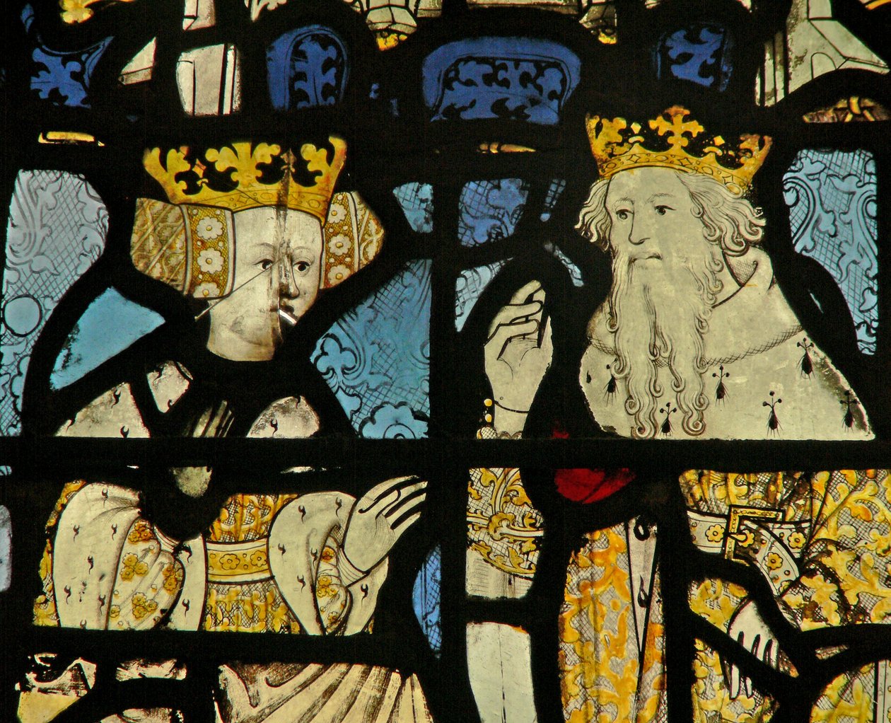 Window depicting a king and a queen by English School