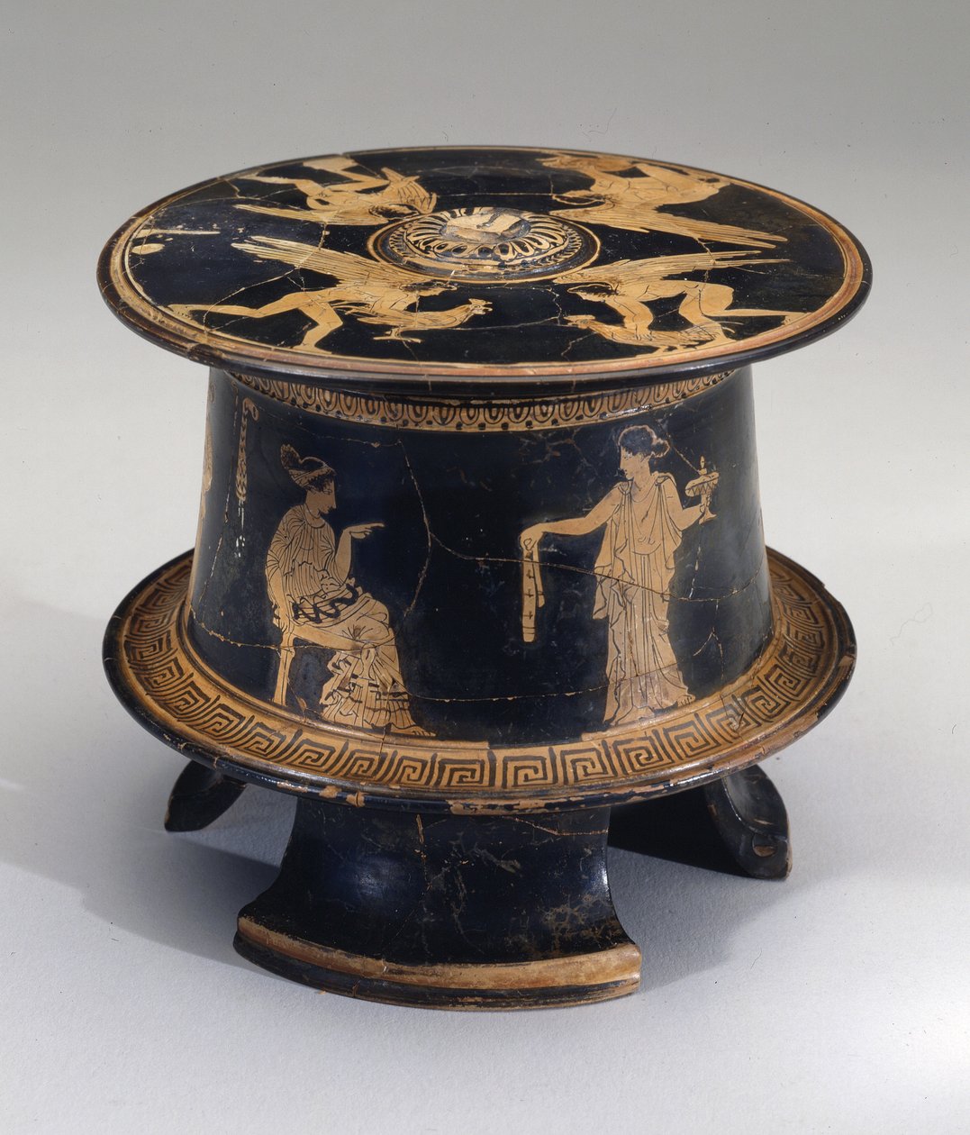 Red-figure pyxis, Attic, c.430 BC by Eretria Painter Eretria Painter