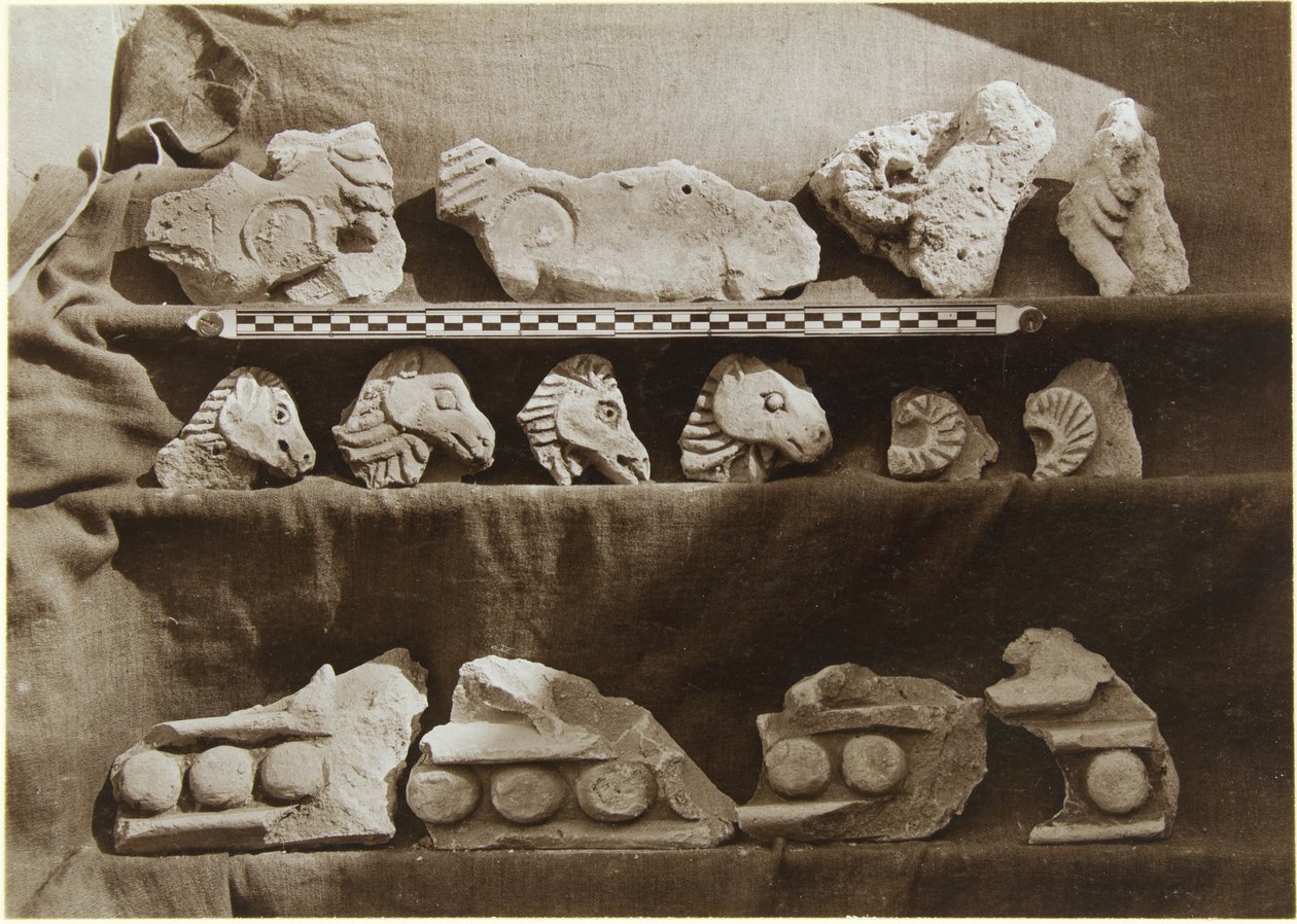 Excavation of Samarra (Iraq): Fragments of a Frieze with Camel Figures, from the Palace of the Caliph by Ernst Herzfeld