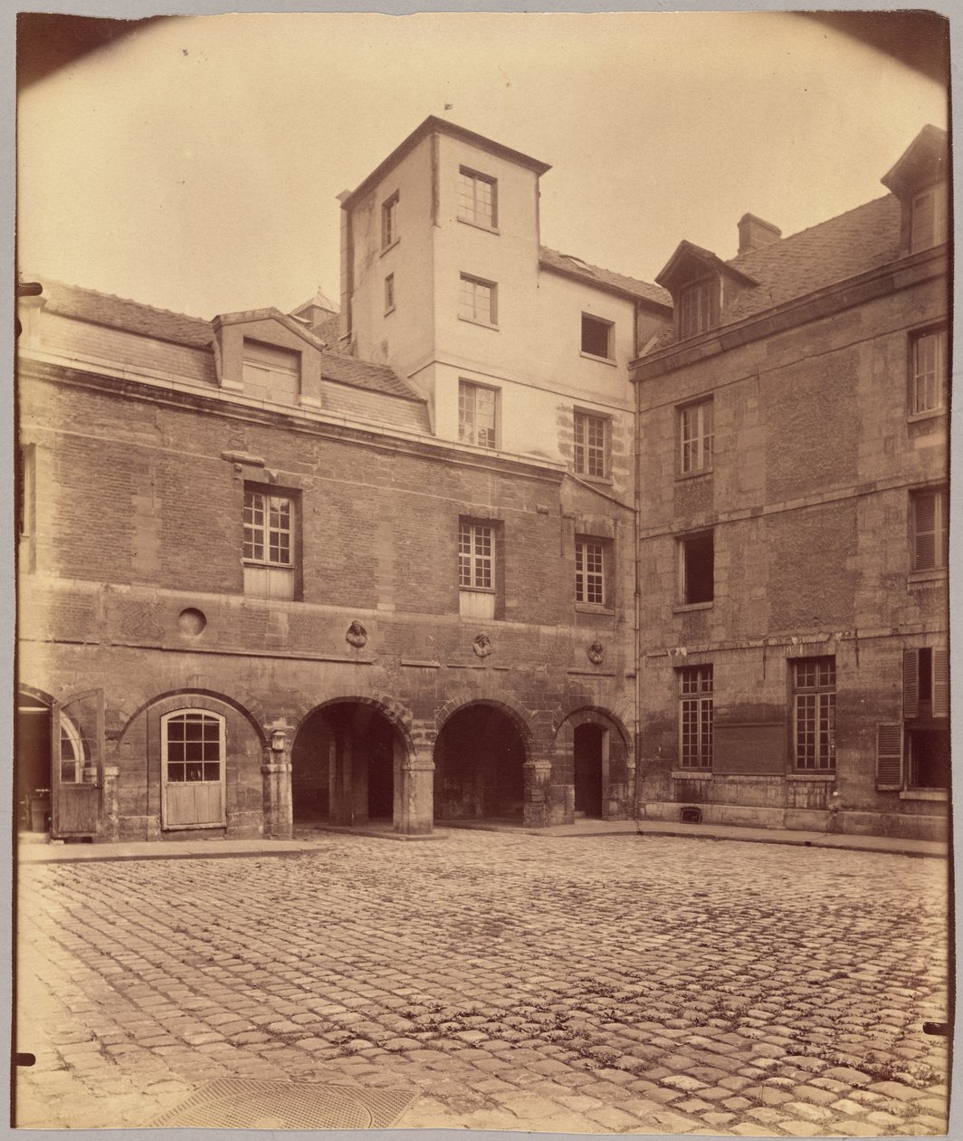 Hotel Scipion Sardini by Eugène Atget