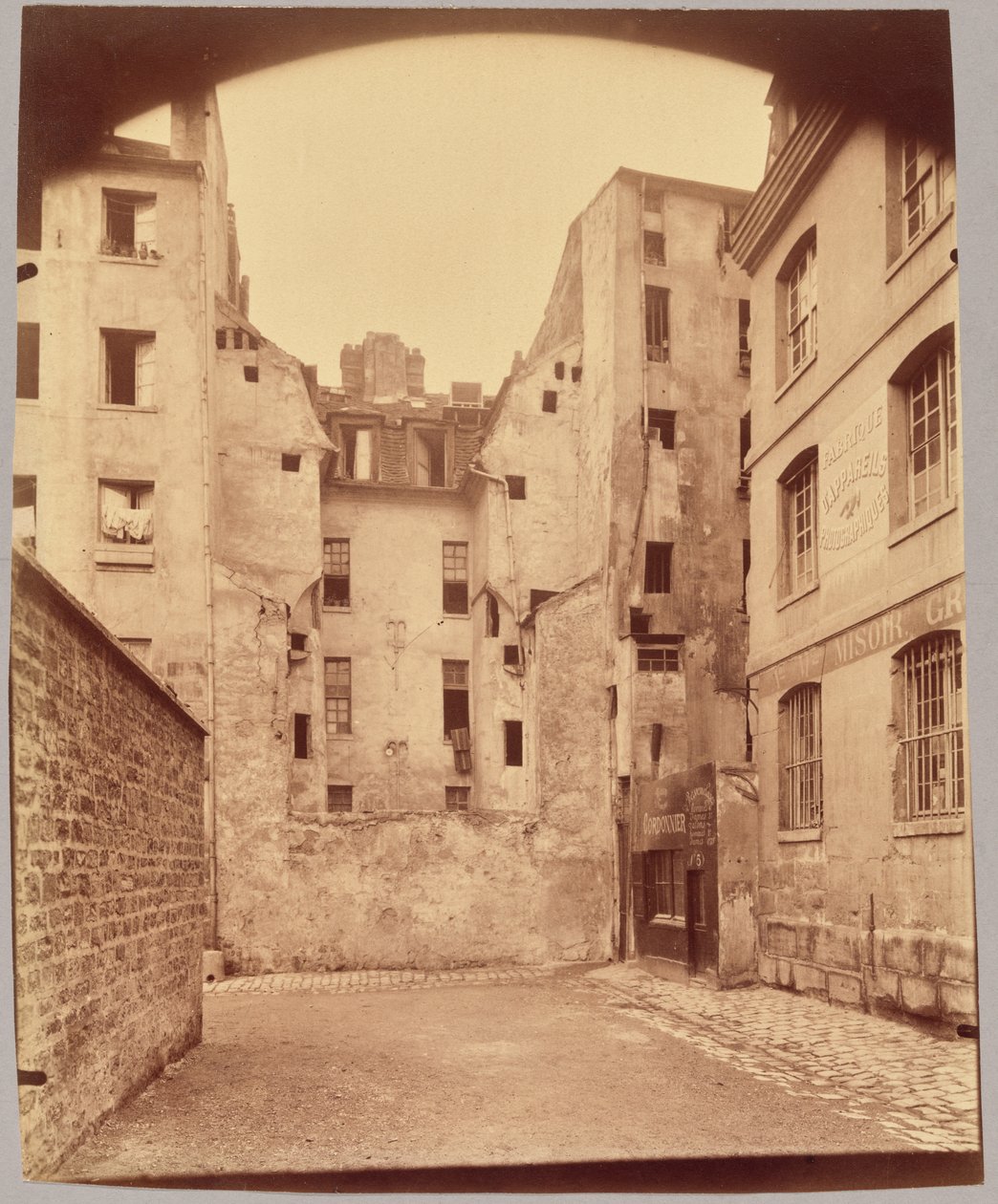 Impasse du Boeuf, rue Valette by Eugène Atget