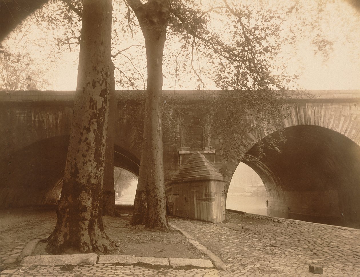 Pont Marie, 1926 by Eugène Atget