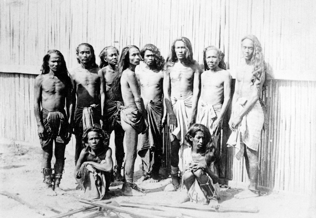 Dacoits Captured in the Ye U Jungle, c.1880 by Felice Beato