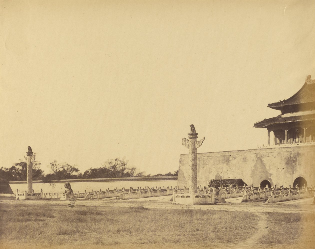 Entrance to the Winter Palace, Pekin, October 1860 by Felice Beato
