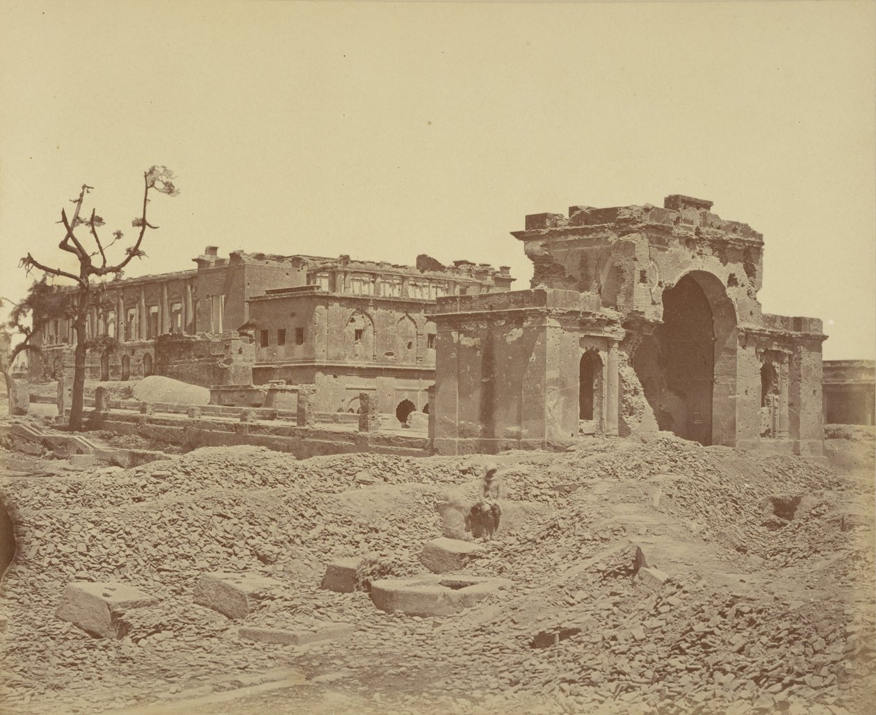 Gateway and Banqueting Hall, Lucknow by Felice Beato