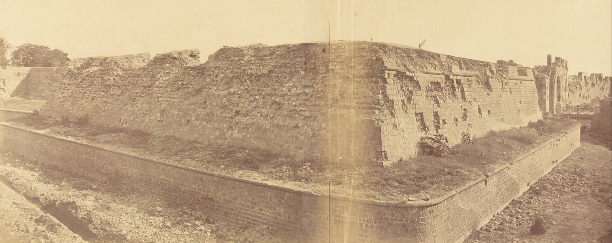 Main Breach and Cashmere Gate and Bastion by Felice Beato