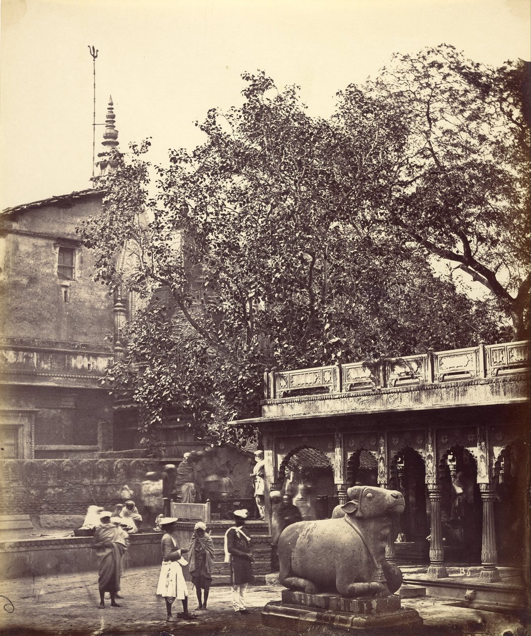 Sacred Well (Benares) by Felice Beato