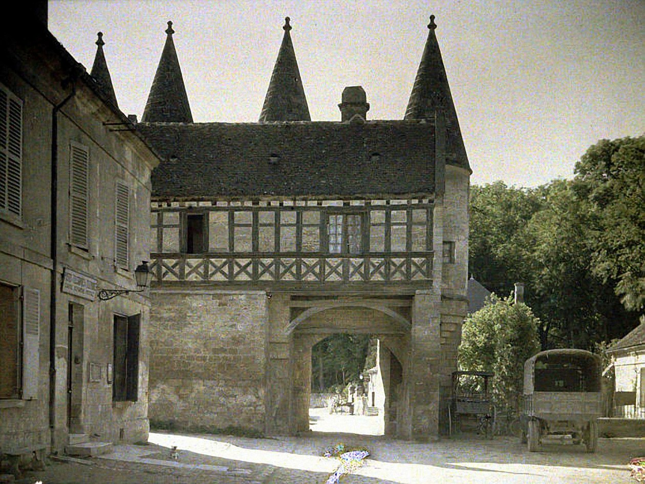 Old House in Longpont, Aisne, France by Fernand Cuville