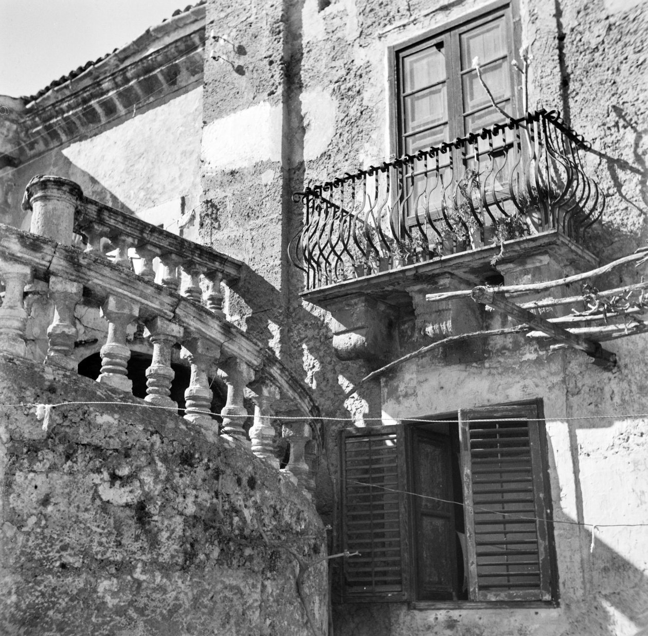 Facade of a villa in Palermo by Fosco Maraini